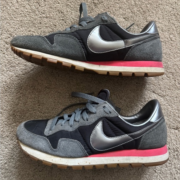 Nike Air Pegasus '83 Run Running Shoes size 9.5 silver, pink, gray, and black. - Picture 1 of 10